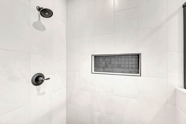 1177 Mourning Cloak Dr, Clarksville, TN 37043