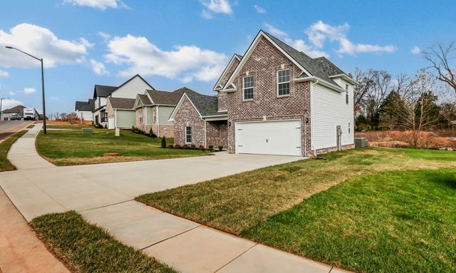 1177 Mourning Cloak Dr, Clarksville, TN 37043
