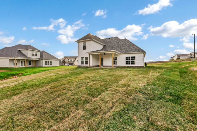 1177 Mourning Cloak Dr, Clarksville, TN 37043