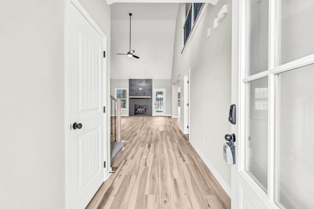 1177 Mourning Cloak Dr, Clarksville, TN 37043