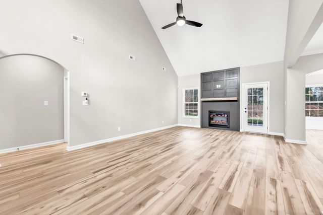 1177 Mourning Cloak Dr, Clarksville, TN 37043