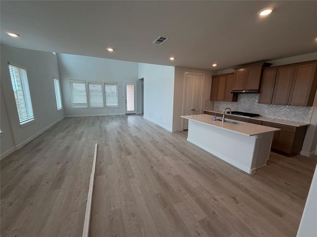 412 Mourning Dove Drive, Waller, TX 77484