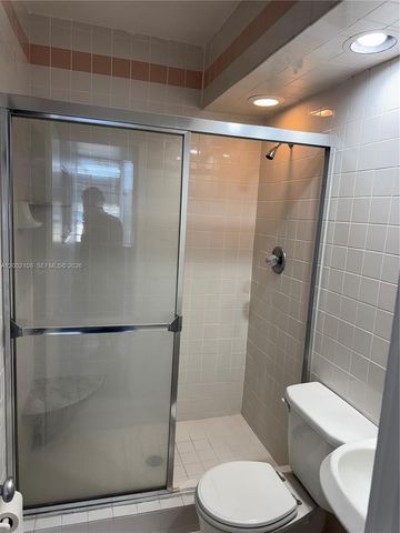 10281 E Bay Harbor Dr C2, Bay Harbor Islands, FL 33154