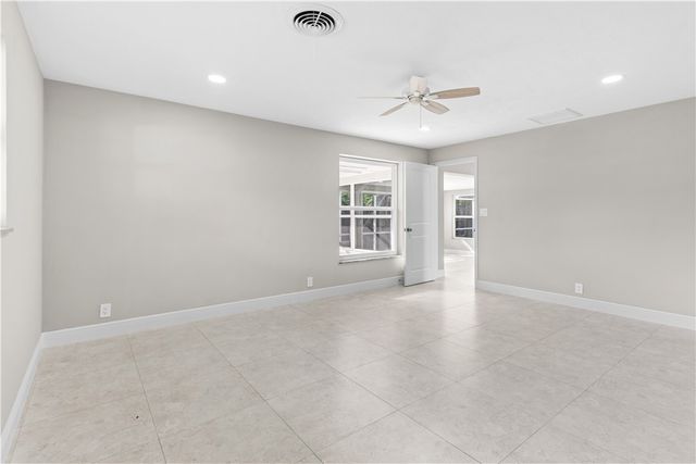 510 Gardenia Lane, Vero Beach, FL 32963