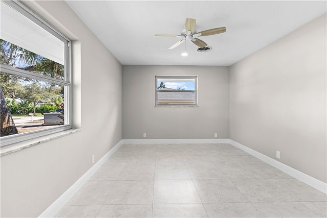 510 Gardenia Lane, Vero Beach, FL 32963