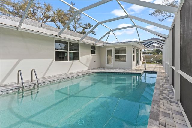 510 Gardenia Lane, Vero Beach, FL 32963