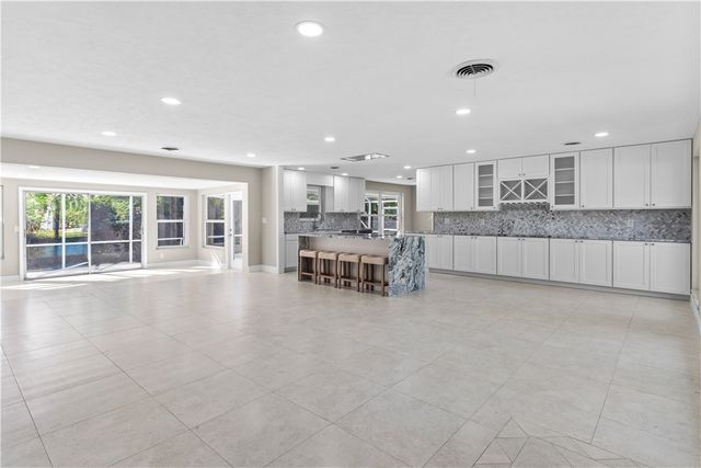 510 Gardenia Lane, Vero Beach, FL 32963