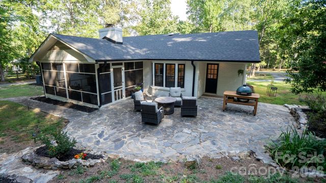 215 Ridgewood Drive, Monroe, NC 28112
