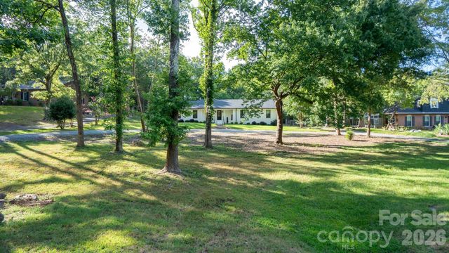 215 Ridgewood Drive, Monroe, NC 28112