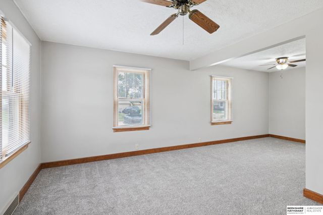 1429 E 2nd Street, Fremont, NE 68025