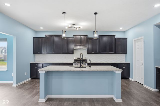 884 Capricorn Drive, Franklin, IN 46131