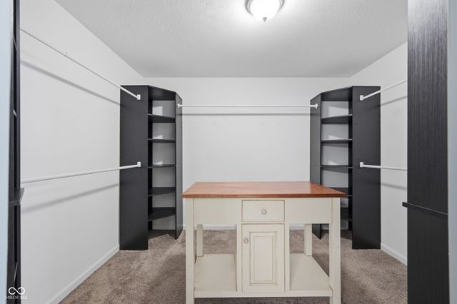 884 Capricorn Drive, Franklin, IN 46131