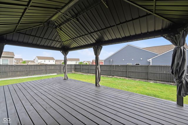 884 Capricorn Drive, Franklin, IN 46131