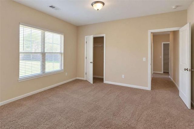 4160 Lindbergh Way, Rex, GA 30273