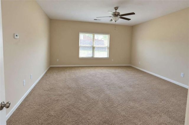 4160 Lindbergh Way, Rex, GA 30273