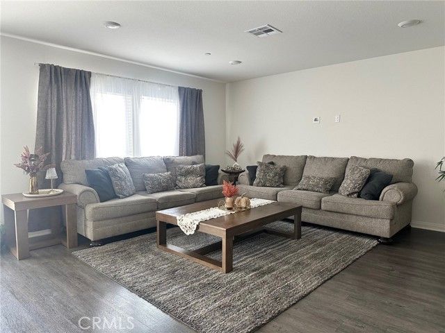 247 Scarlet Oak, San Jacinto, CA 92583