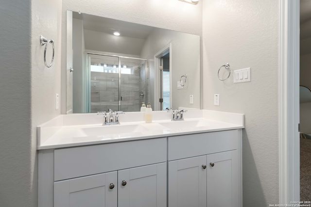 13230 Forscher Crst, San Antonio, TX 78253