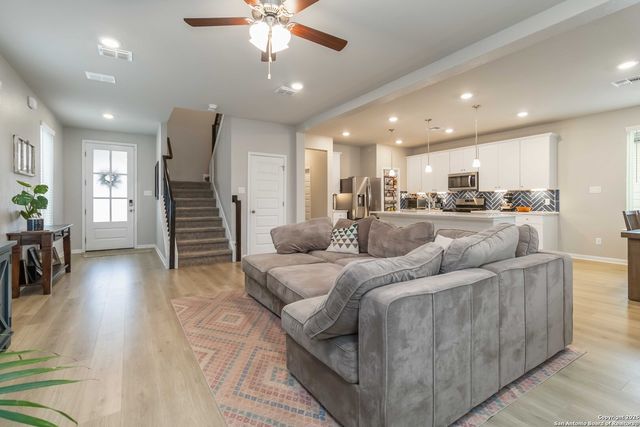 13230 Forscher Crst, San Antonio, TX 78253