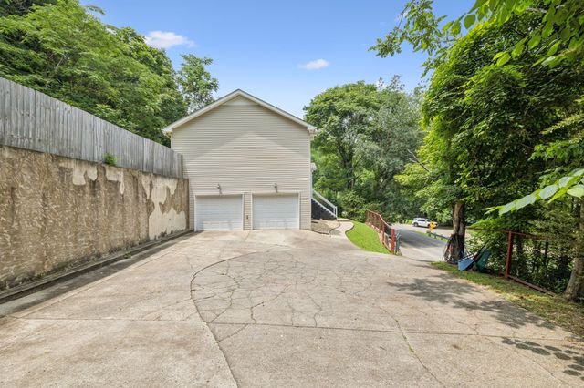 426 Pole Hill Road, Goodlettsville, TN 37072