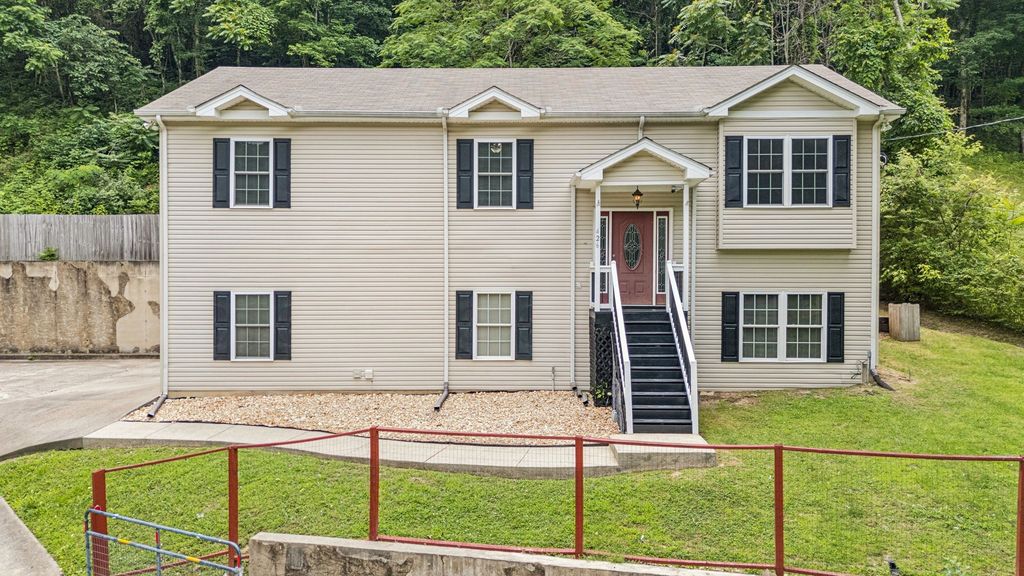426 Pole Hill Road, Goodlettsville, TN 37072