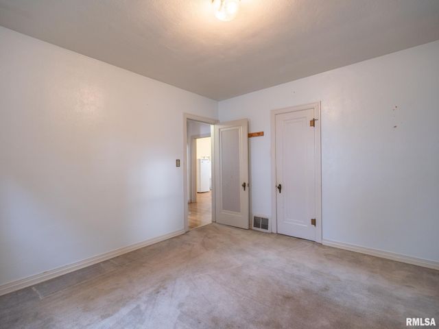 2502 COURT Street, Pekin, IL 61554