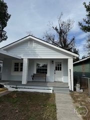19 Burke Avenue, Savannah, GA 31408
