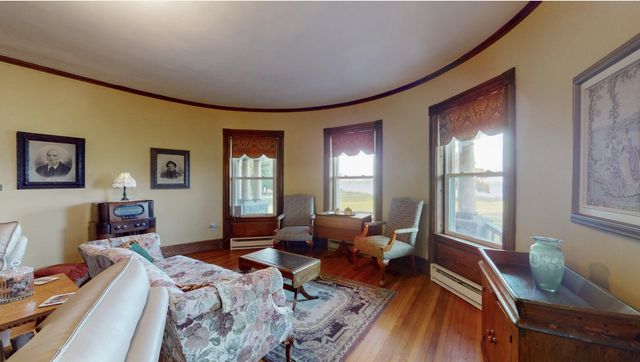 250 Lake Street, Rouses Point, NY 12979