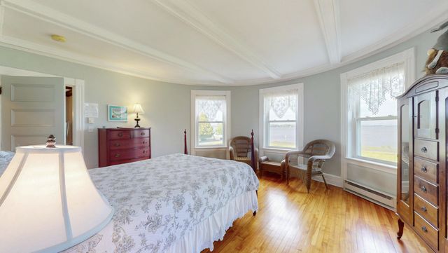 250 Lake Street, Rouses Point, NY 12979