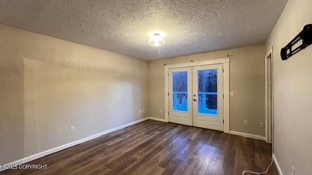 9500 Puffin Circle, Eagle River, AK 99577