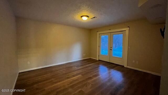 9500 Puffin Circle, Eagle River, AK 99577