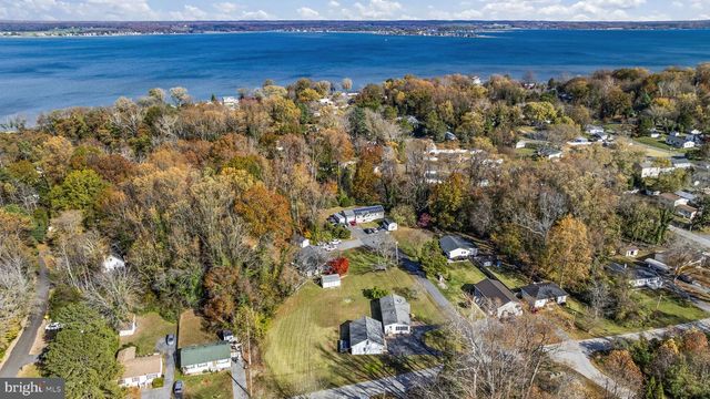 43124 COLES DR, Hollywood, MD 20636