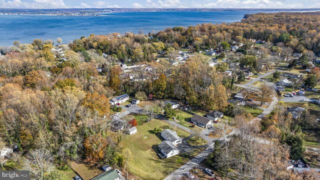 43124 COLES DR, Hollywood, MD 20636