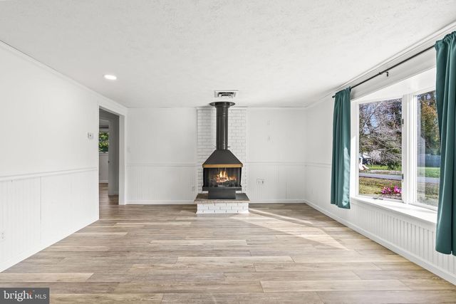 43124 COLES DR, Hollywood, MD 20636