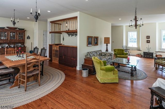 348 Rosemont Ringoes Rd, Delaware Twp., NJ 08559