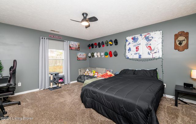 107 Clover Ct, Radcliff, KY 40160