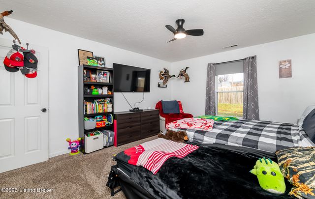 107 Clover Ct, Radcliff, KY 40160