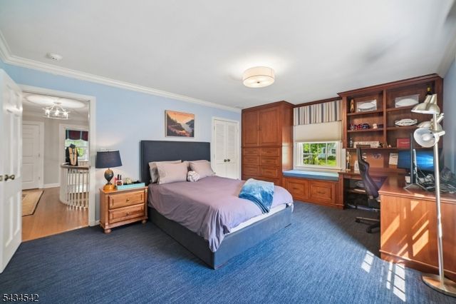 11 Cayuga Way, Millburn Twp., NJ 07078