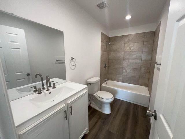 695 Road 5707, Cleveland, TX 77327