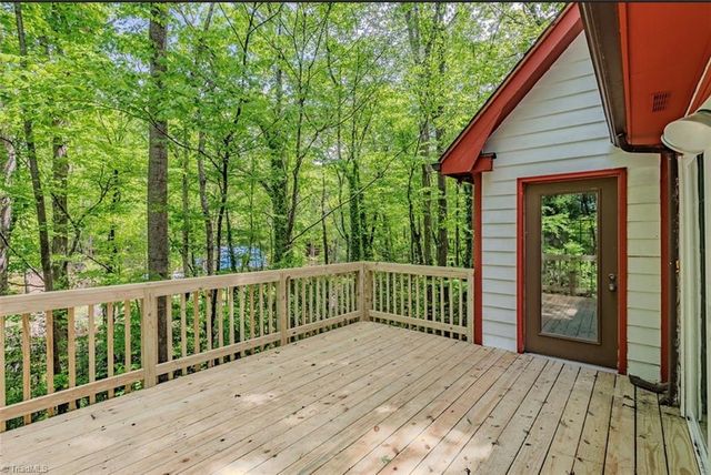169 Tanglewood Drive, Mount Airy, NC 27030