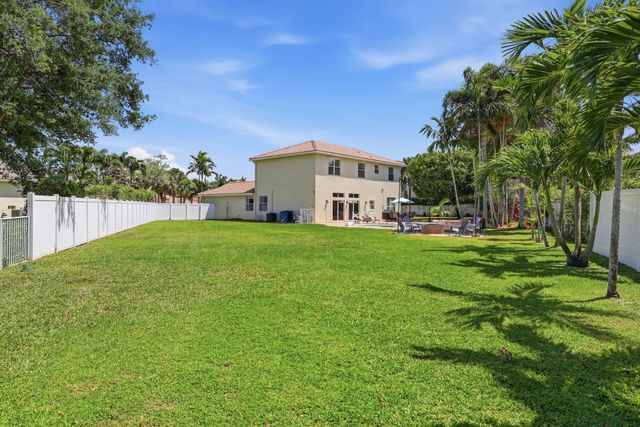 5314 Indianwood Village Lane, Lake Worth, FL 33463