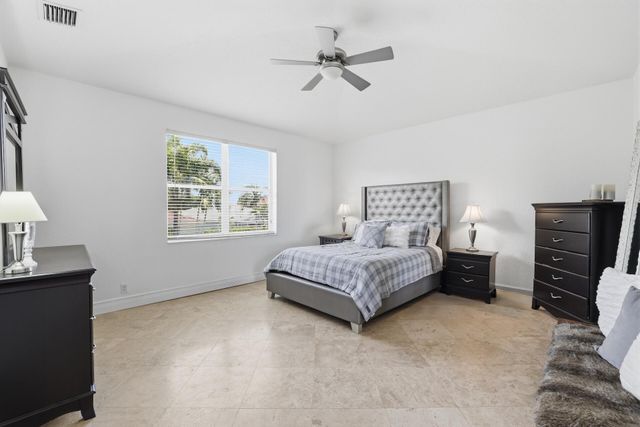 5314 Indianwood Village Lane, Lake Worth, FL 33463