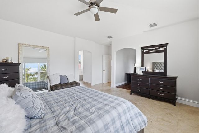 5314 Indianwood Village Lane, Lake Worth, FL 33463