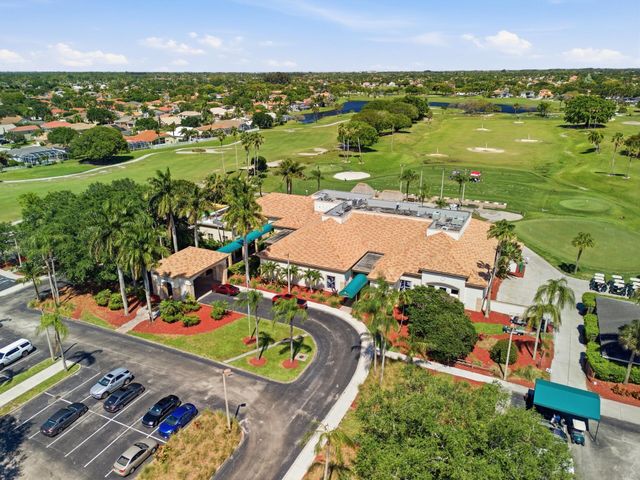 5314 Indianwood Village Lane, Lake Worth, FL 33463