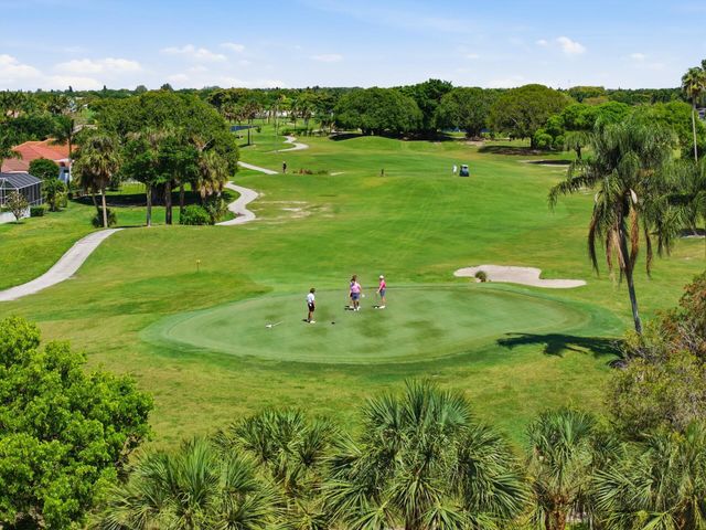 5314 Indianwood Village Lane, Lake Worth, FL 33463