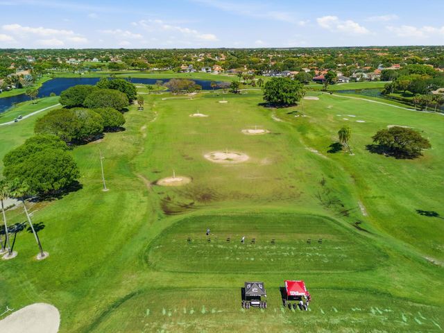 5314 Indianwood Village Lane, Lake Worth, FL 33463