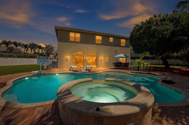 5314 Indianwood Village Lane, Lake Worth, FL 33463