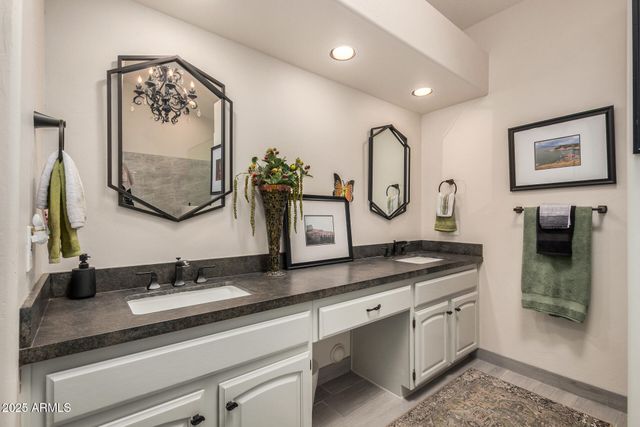 25236 S FLAME TREE Drive, Sun Lakes, AZ 85248