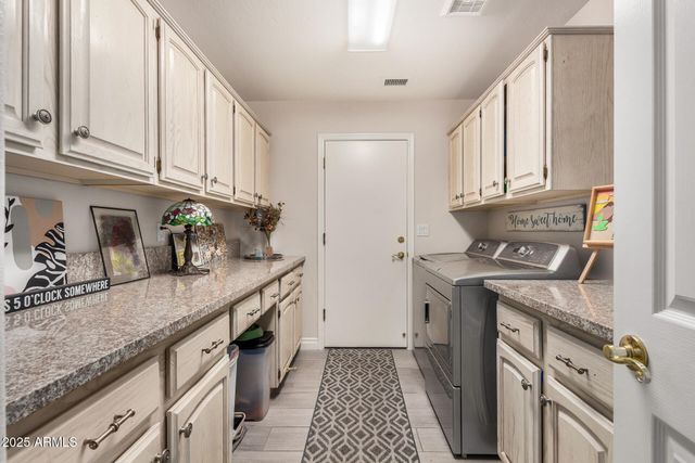 25236 S FLAME TREE Drive, Sun Lakes, AZ 85248