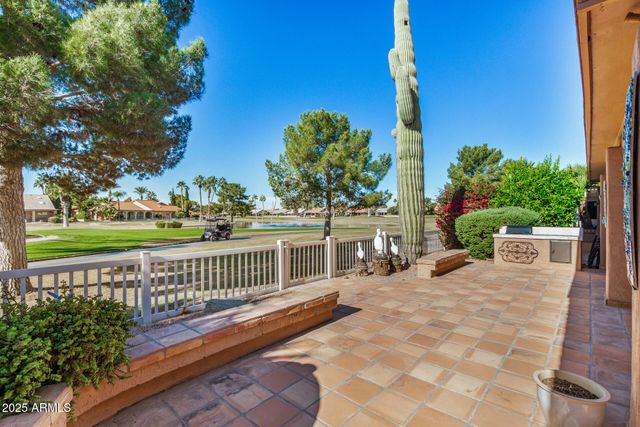25236 S FLAME TREE Drive, Sun Lakes, AZ 85248
