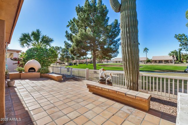 25236 S FLAME TREE Drive, Sun Lakes, AZ 85248